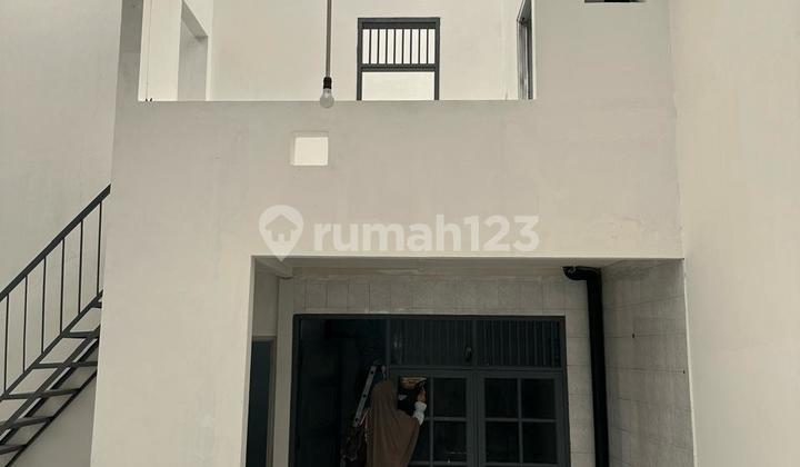 1-Story Commercial Building on Jatiwaringin Raya, Main Roadside, Suitable for Store/Restaurant/Coffee Shop/Clinic/Warehouse Etc. 2