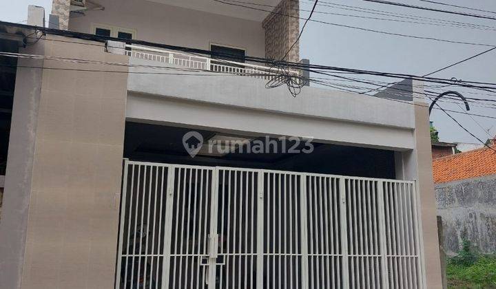 Rumah Minimalis 2,5 Lantai Dekat Merr Dan Galaxy Mall 1