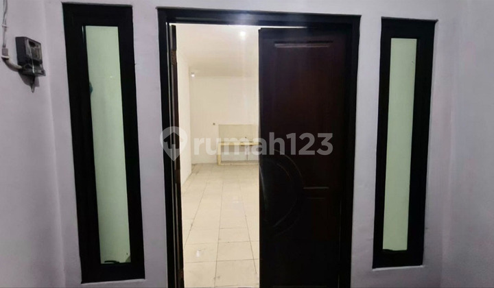 For Sale Affordable Move-in Ready House Location Kapas Madya near Raya Kedung Cowek and Raya Kenjeran. 2