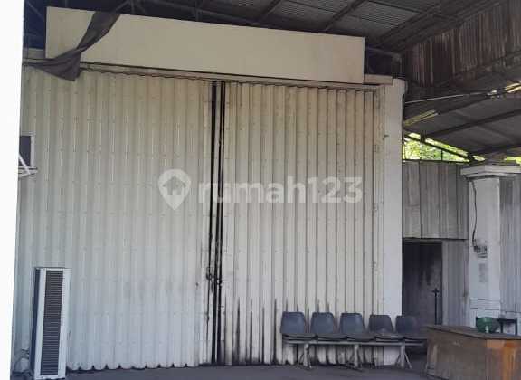 Strategic Warehouse for Sale Ready to Use Margomulyo Location Close to Toll Access