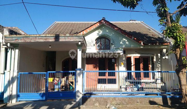 Dijual Rumah 1,5 Lantai Lokasi Strategis Lokasi Pondok Candra Dekat Club House Merr Tol Tambak Sumur 1