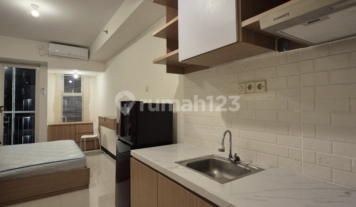 Disewakan Apartment Amor MURAH Siap Huni Lokasi Berada diatas Pakuwon City Mall 2