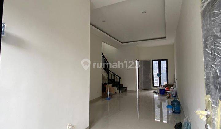 Rumah Baru Minimalis Dekat Merr Superindo Kampus Ubaya 2