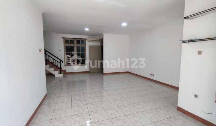 Rumah di Puri, Kembangan Jakarta Barat  2