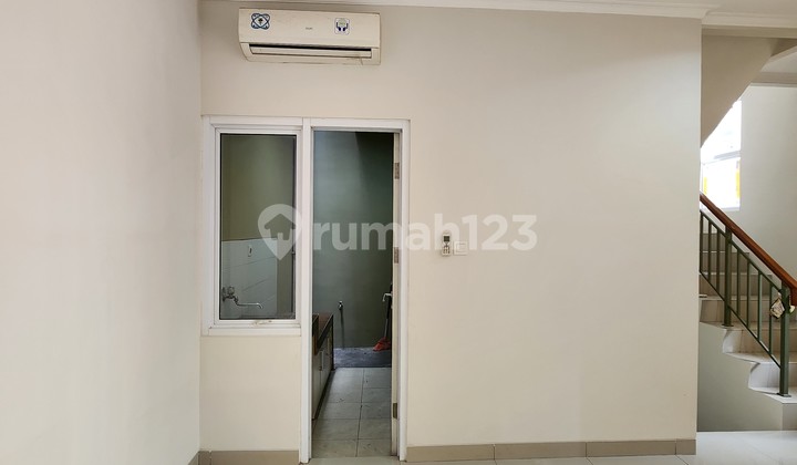For Rent Beautiful Ready-to-Occupy 2-Storey House in Samara Gading Serpong with 3 Bedrooms 2