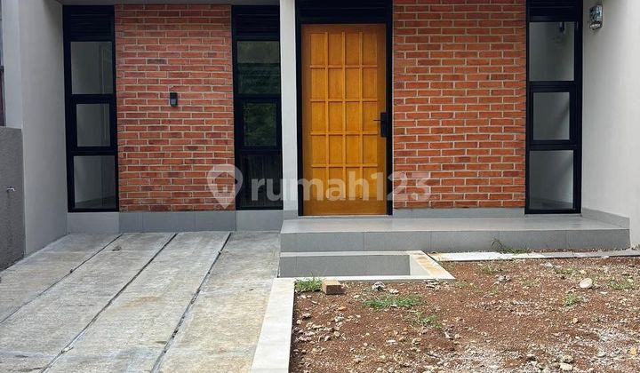 New Asri Comfortable House Ready to Occupy in Padasuka Cluster Bandung. 1