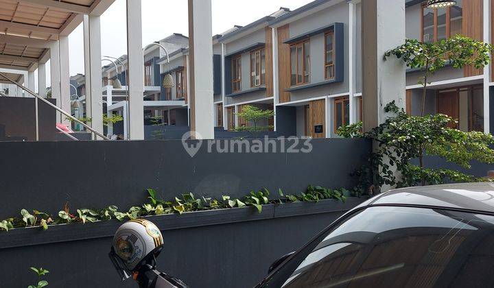 Rumah Modern Asri Town House 2 Lantai Di Awiligar Bandung Utara