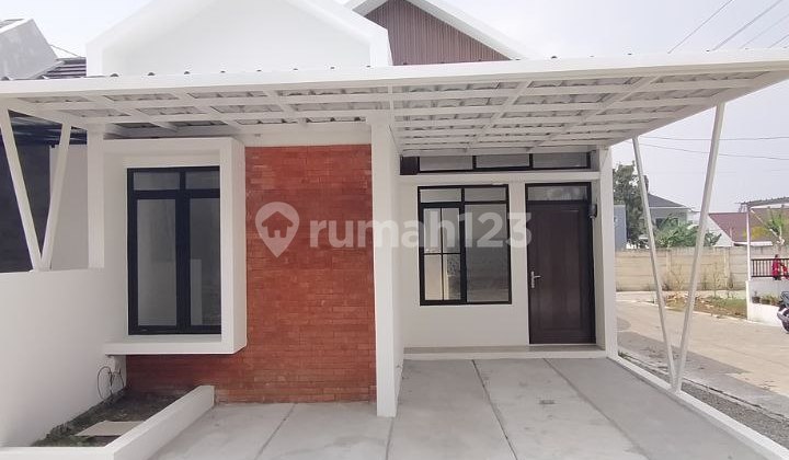 Rumah Asri Hook Dalam Cluster di Cihanjuang Rahayu Bandung Utara