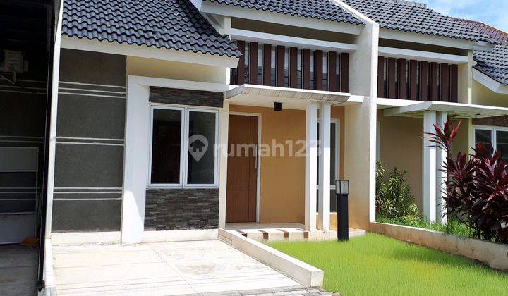 Rumah asri baru di Galuh Mas Karawang, siap huni, dekat ke mall 1
