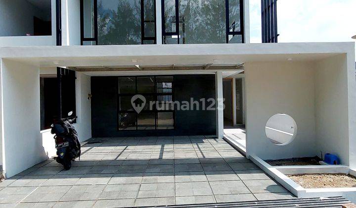 Rumah Mewah Minimalis Lingkungan Exclusive di Setiabudi Bandung 1