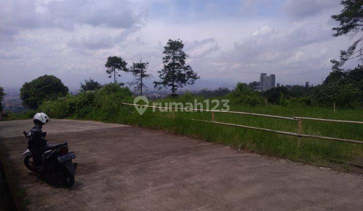 Tanah kavling ada view cantik kota Bandung di Dago Pakar Timur 1