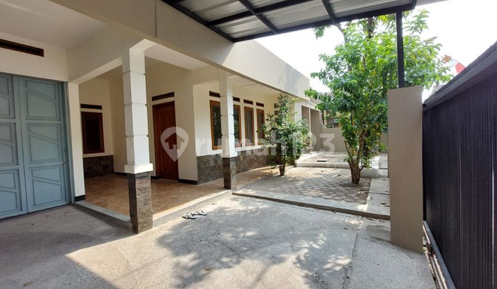 Rumah Asri Nyaman di Batu Indah Area Buah Batu 10 menit ke Tol Rumah Asri Nyaman di Batu Indah Area Buah Batu 10 menit ke Tol