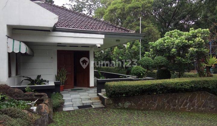 Rumah Cantik Asri di Sayap Dago Dekat ke UNPAD, ITB, Gedung Sate 2