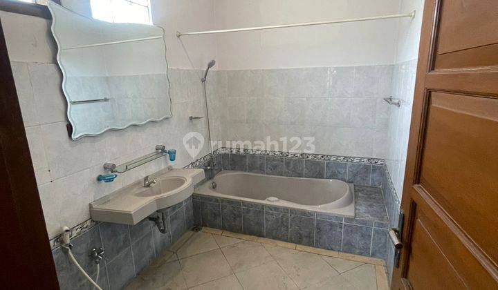 Rumah Vila Mewah di Kadungora Dekat Asep Stroberi SMAN 2 Garut 31