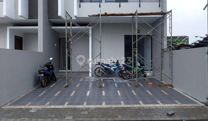 Rumah Baru Modern Di Batununggal Buah Batu 5 Menit Ke Exit Tol  1