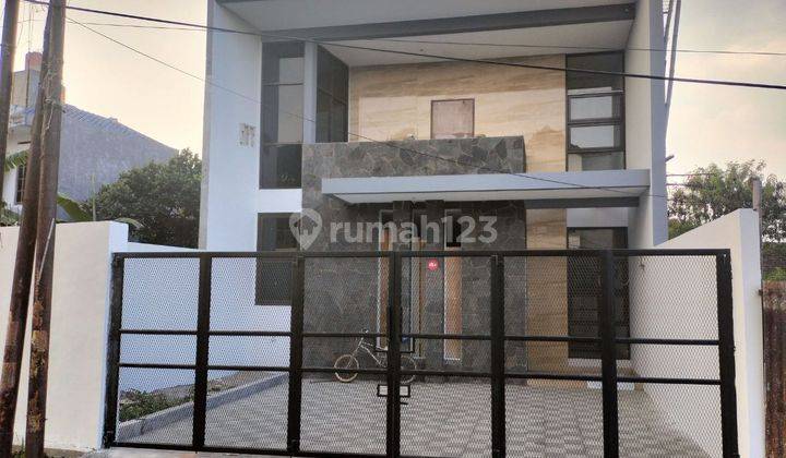 Rumah Baru Cantik Minimalis di Arcamanik Bandung 8 Menit ke Borma 1