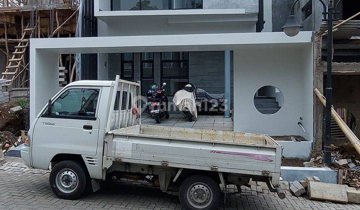 Rumah Baru Mewah Modern Tropis Di Setiabudi Bandung Dekat Ke UPI 2