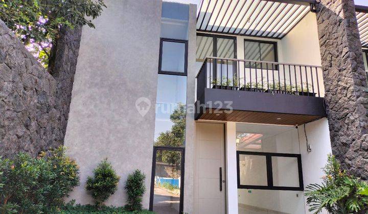 Rumah Baru Townhouse Di Babakan Jeruk Suryasumantri Bandung  1