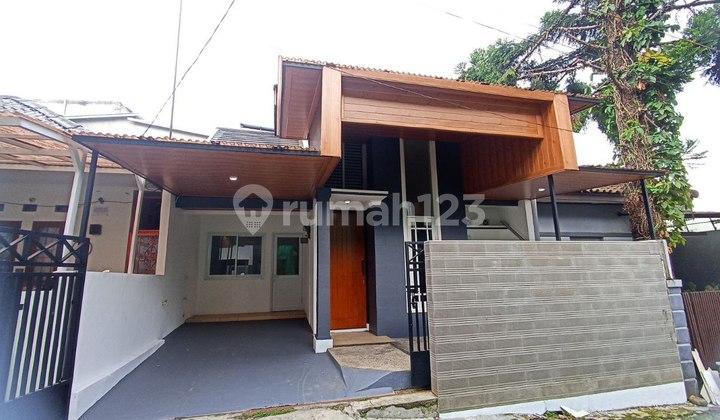 Rumah Asri Terawat Seperi Baru di Sariwangi 3 Menit ke Polban Rumah Asri Terawat Seperi Baru di Sariwangi 3 Menit ke Polban