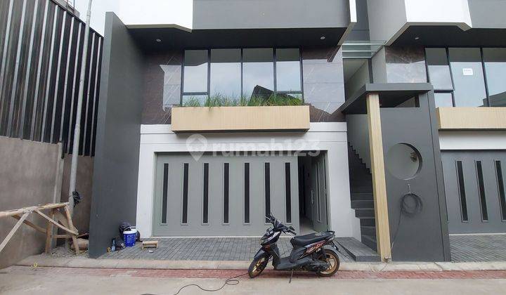 Rumah Baru Modern Siap Huni 3lantai Di Setra Duta Bandung Pasteur 1