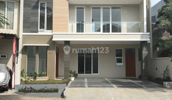 Rumah Baru Mewah Modern Dalam Cluster Exclusive Cigadung Bandung  1