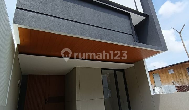 Modern New House Ready to Occupy in Sayap Buah Batu BKR, Bandung City Modern New House Ready to Occupy in Sayap Buah Batu BKR, Bandung City