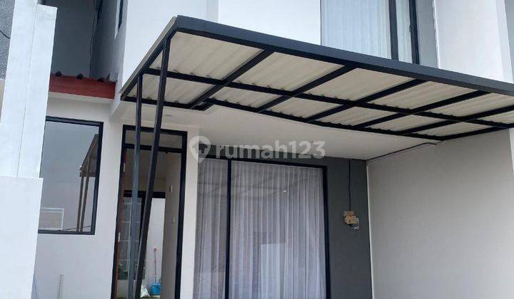 Rumah Bagus 2 Lantai Modern Tropis Di Ciwaruga Bandung Utara 1