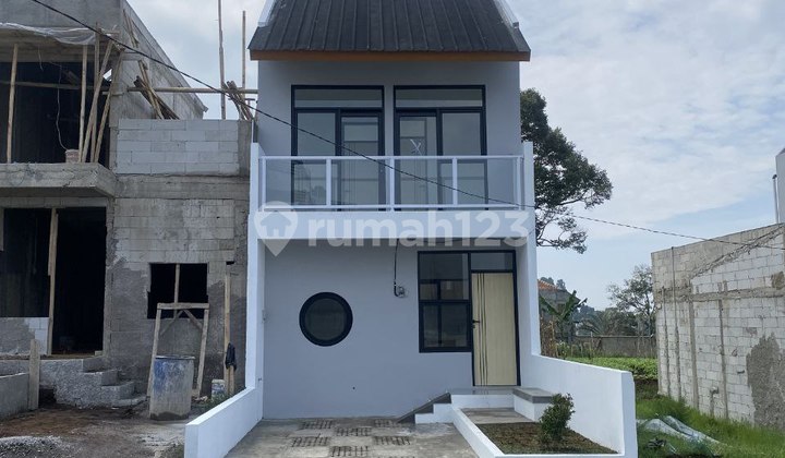 Rumah Baru Modern Udara Sejuk Dalm Cluster Di Cihanjuang Bandung 2