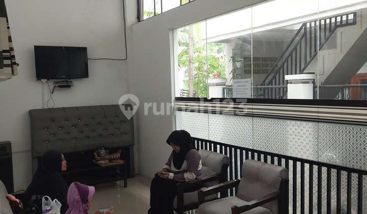 Strategic Boarding House in Setiabudi Near UPI and UNPAS Campuses