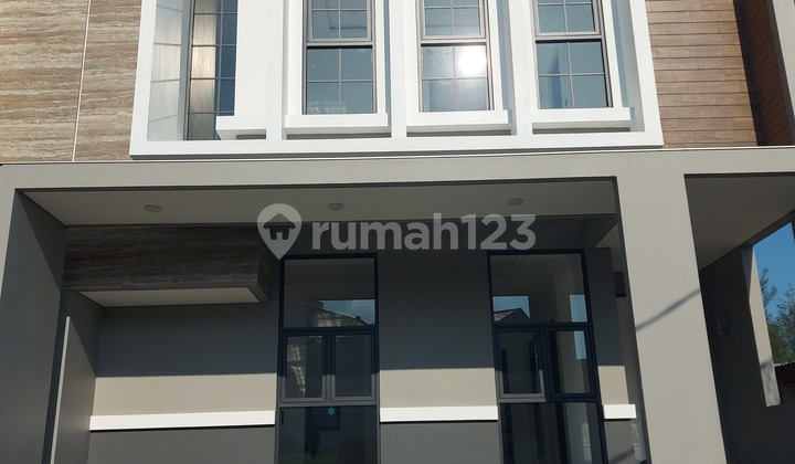 Modern New House Ready to Occupy Setiabudi Wing Gegerkalong Bandung