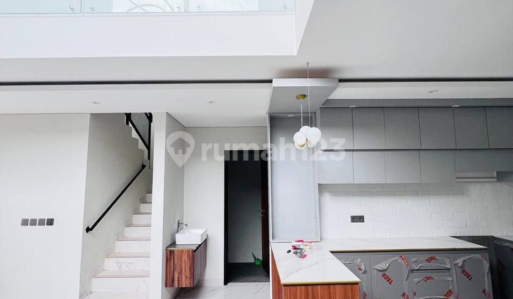 Rumah Baru Modern Mewah Siap Huni di Setiabudi Regensi Bandung