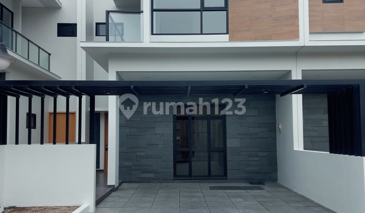 Rumah Mewah Modern Siap Huni di Pondok Hijau Setiabudi Bandung
