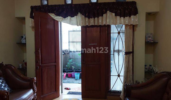 Rumah 2 Lantai Terawat Di Pusat Kota Sayap Moch Toha Bandung 2