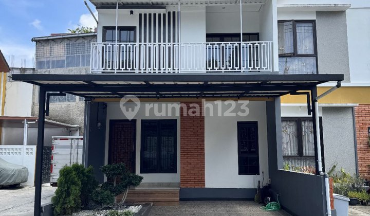 Aesthetic House in a Cluster in Cihanjuang Near Polban Bandung 2