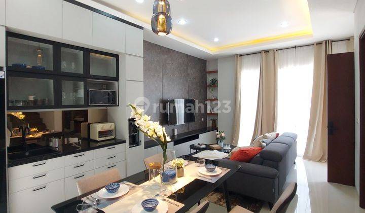 Rumah Baru Minimalis Town House Di Setra Duta Pasteur Bandung 1