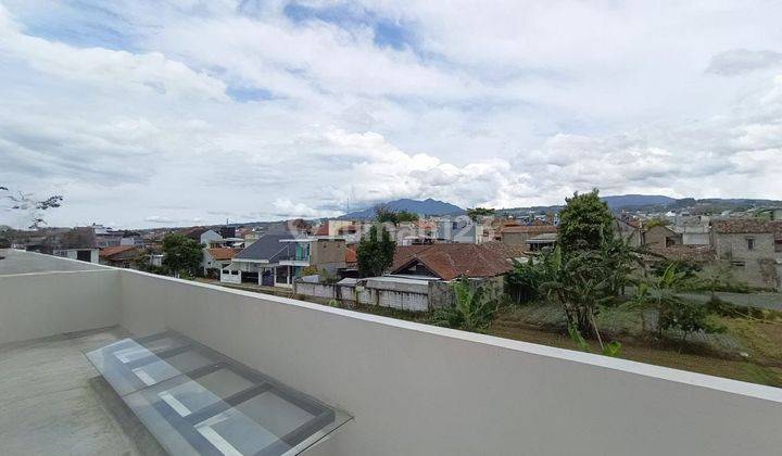 Rumah Baru 2 Lantai Ada Rooftop Dalam Cluster Sariwangi Bandung 2