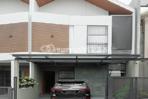 Rumah Modern Nyaman Full Furnish di Setra Duta Bandung Utara