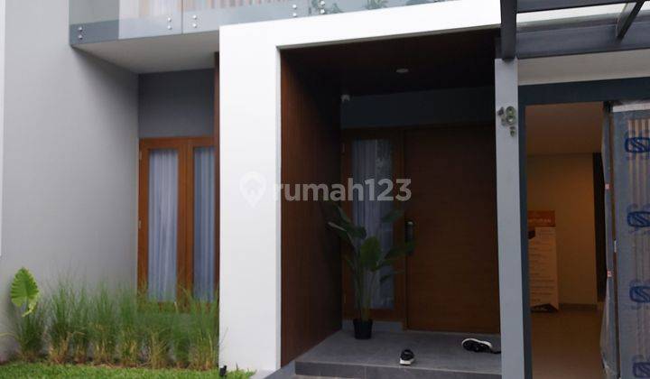 Rumah Baru Mewah Lingkungan Exclusive Di Buah Batu Dekat Exit Tol 2