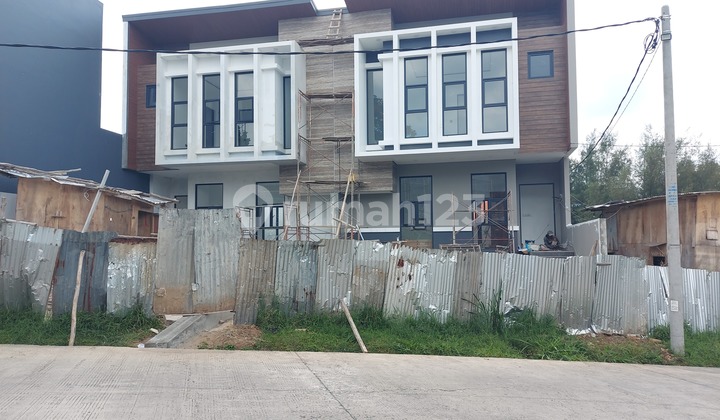 Rumah Baru Modern Di Pondok Hijau Gegerkalong Setiabudi Bandung 2