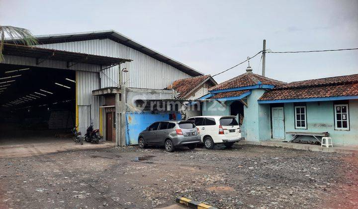 Gudang di tepi jalan raya semarang kendal 3