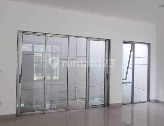 Dijual Rumah PIK2 Tahap 1, Posisi Boulevard, Uk 10x15, Brand New 2