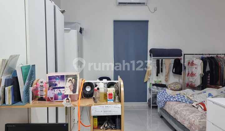 8x21, 3 floors, SHM, 5 bedrooms, neat house 8x21, 3 floors, SHM, 5 bedrooms, neat house