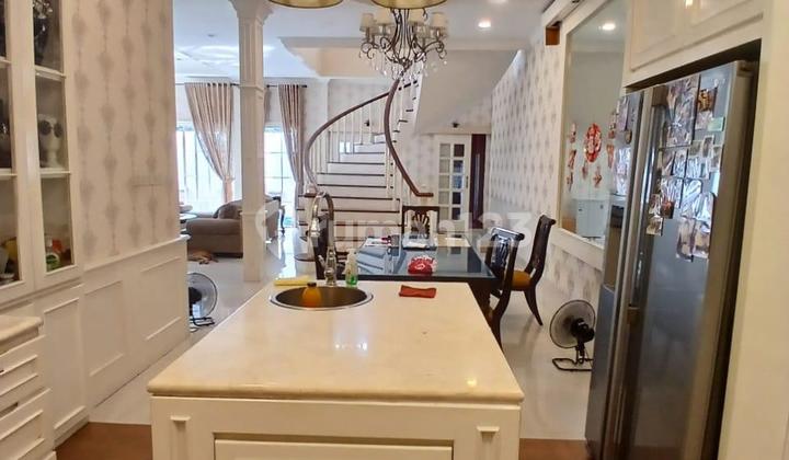 Dijual Rumah Mewah di Grisenda Pik 2