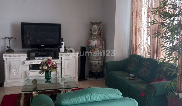 Dijual segera rumah daerah Kebayoran Baru 2