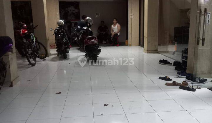 3 Ruko 2,5 Lantai Pci di Jalan Utama Perumahan 4