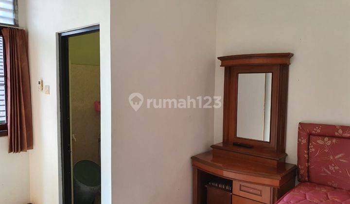 Kosan 2 Lantai Terisi Penuh Dan Kios Jalan Utama Taman Sari 13
