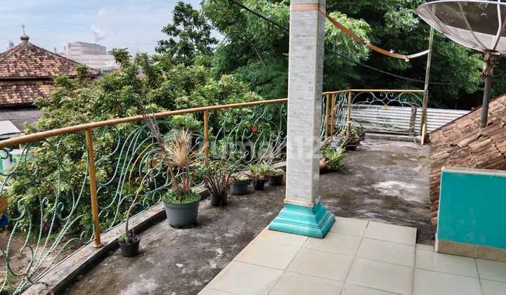 Hunian Bagus 2 Lantai Plus Kontrakan 3 Pintu Kubangsari 12