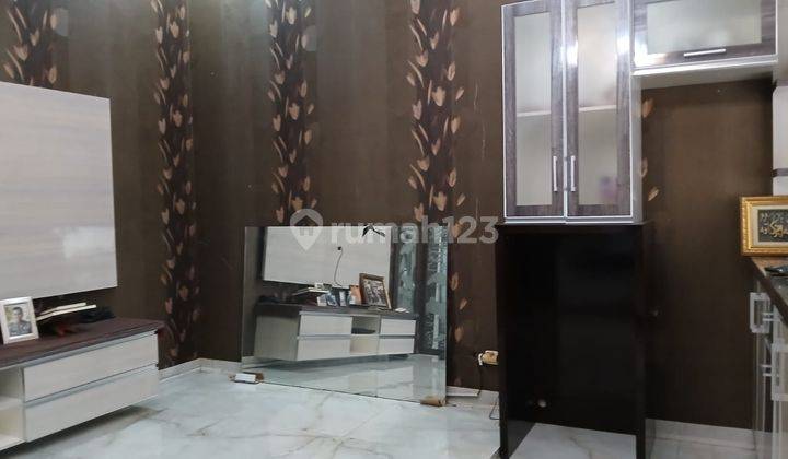 Hunian Bagus Sekali Furnished Serang City 2