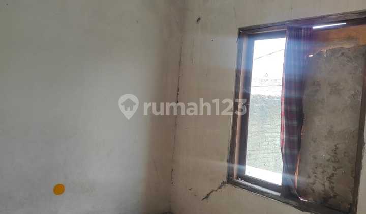 Ready-to-Occupy BBS Cilegon Renovated Residence Ready-to-Occupy BBS Cilegon Renovated Residence