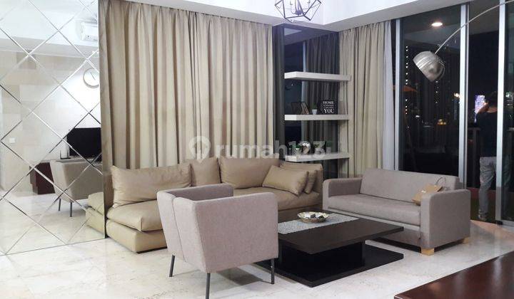 Dijual Private lift 3br harga miring Kemang Village Residence 1